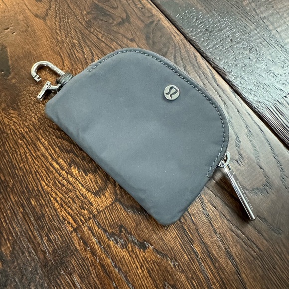 Lululemon athletica Gray Coin Keychain Pouch with Logo - Picture 13 of 15